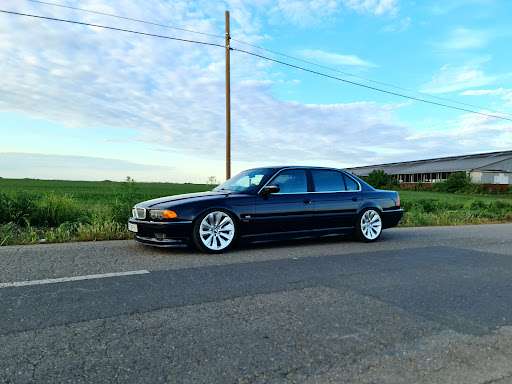 BMW OEM Wheel Style 357 — 19-inch BMW OEM wheel — documented with F01, F02, F04, and F07 — photo 2 of 11